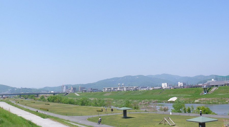 🏞️ 백간천 녹지 공원(햣켄가와 료쿠치코엔) 이미지 1